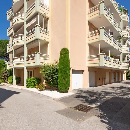 Le Maxime Park By Interhome Daire Sainte-Maxime