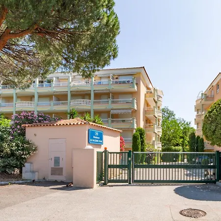 Apartment Le Maxime Park By Interhome Sainte-Maxime