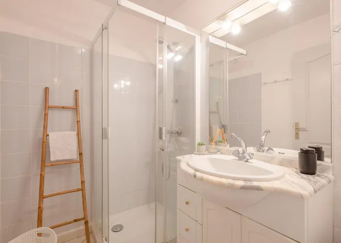 Apartment Le Maxime Park By Interhome Sainte-Maxime