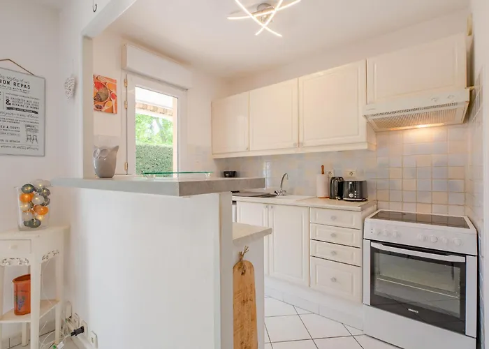 Le Maxime Park By Interhome